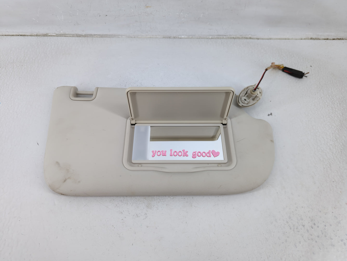 2013-2018 Ford Focus Sun Visor Shade Replacement Passenger Right Mirror Fits Fits 2013 2014 2015 2016 2017 2018 OEM Used Aut