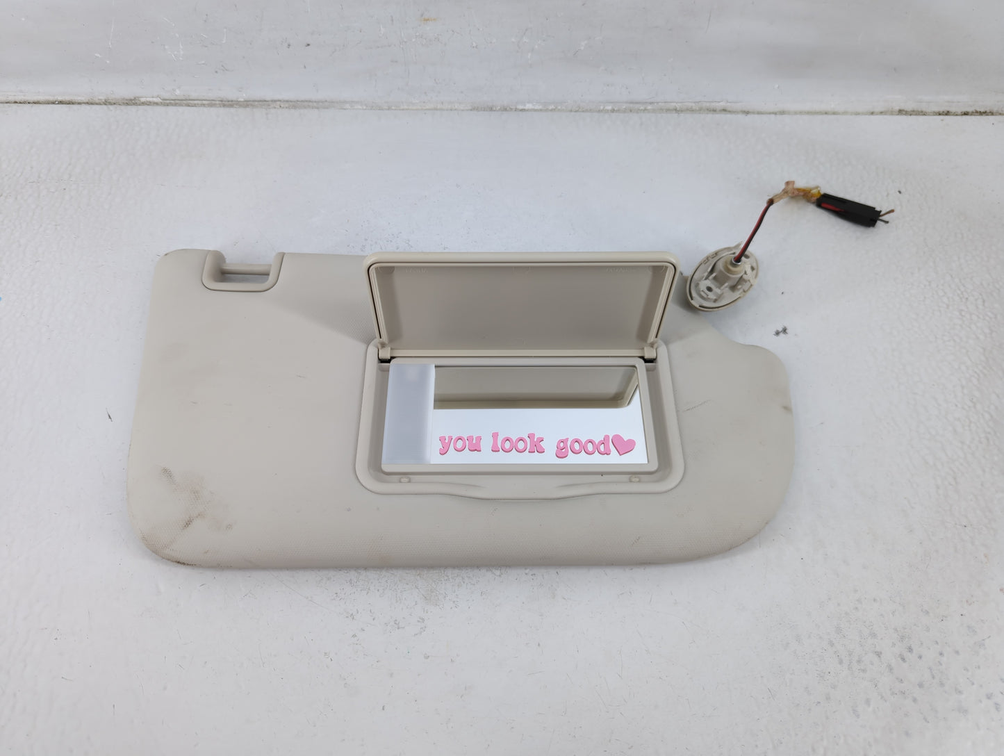 2013-2018 Ford Focus Sun Visor Shade Replacement Passenger Right Mirror Fits Fits 2013 2014 2015 2016 2017 2018 OEM Used Aut