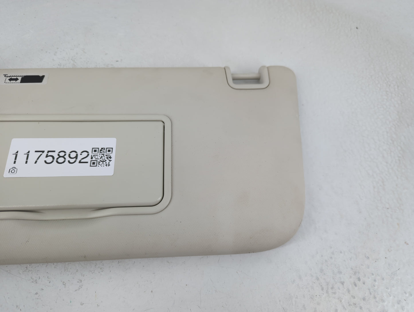2013-2018 Ford Focus Sun Visor Shade Replacement Passenger Right Mirror Fits Fits 2013 2014 2015 2016 2017 2018 OEM Used Aut