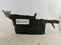 2017-2018 Ford Focus Fusebox Fuse Box Panel Relay Module P/N:21090 000 001 Fits Fits 2017 2018 OEM Used Auto Parts - Oemused
