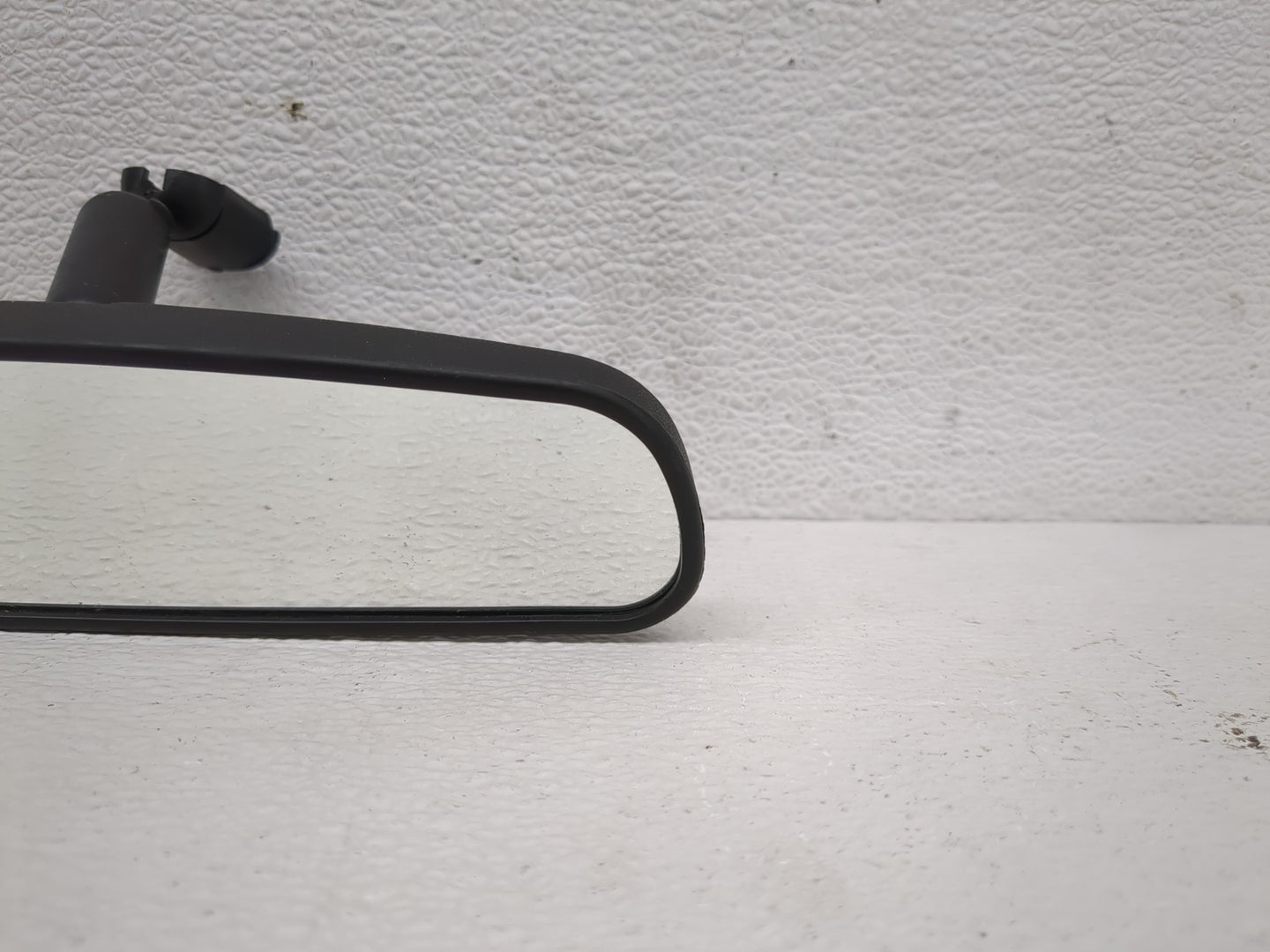 2010-2018 Ford Focus Interior Rear View Mirror Replacement OEM P/N:E8011681 Fits OEM Used Auto Parts - Oemusedautoparts1.com