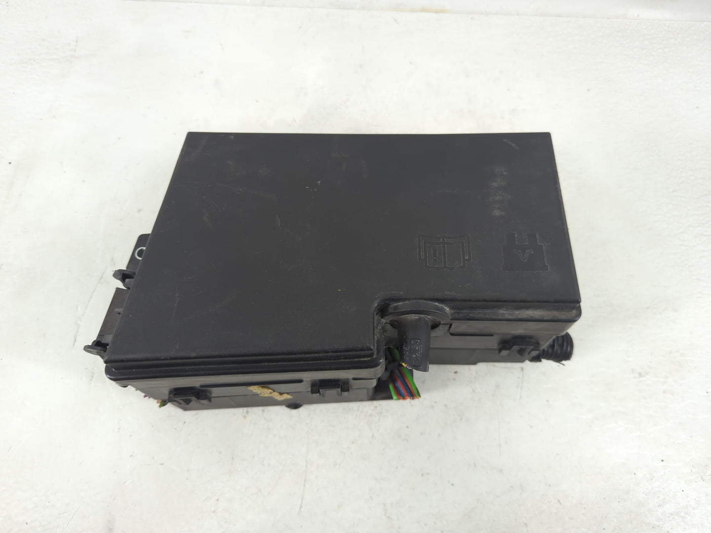 2017-2018 Ford Focus Fusebox Fuse Box Panel Relay Module P/N:GJ7T-14A076-CA Fits Fits 2017 2018 OEM Used Auto Parts - Oemuse