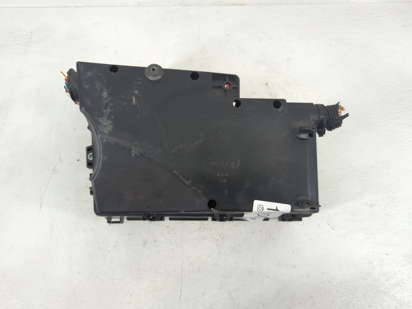 2017-2018 Ford Focus Fusebox Fuse Box Panel Relay Module P/N:GJ7T-14A076-CA Fits Fits 2017 2018 OEM Used Auto Parts - Oemuse