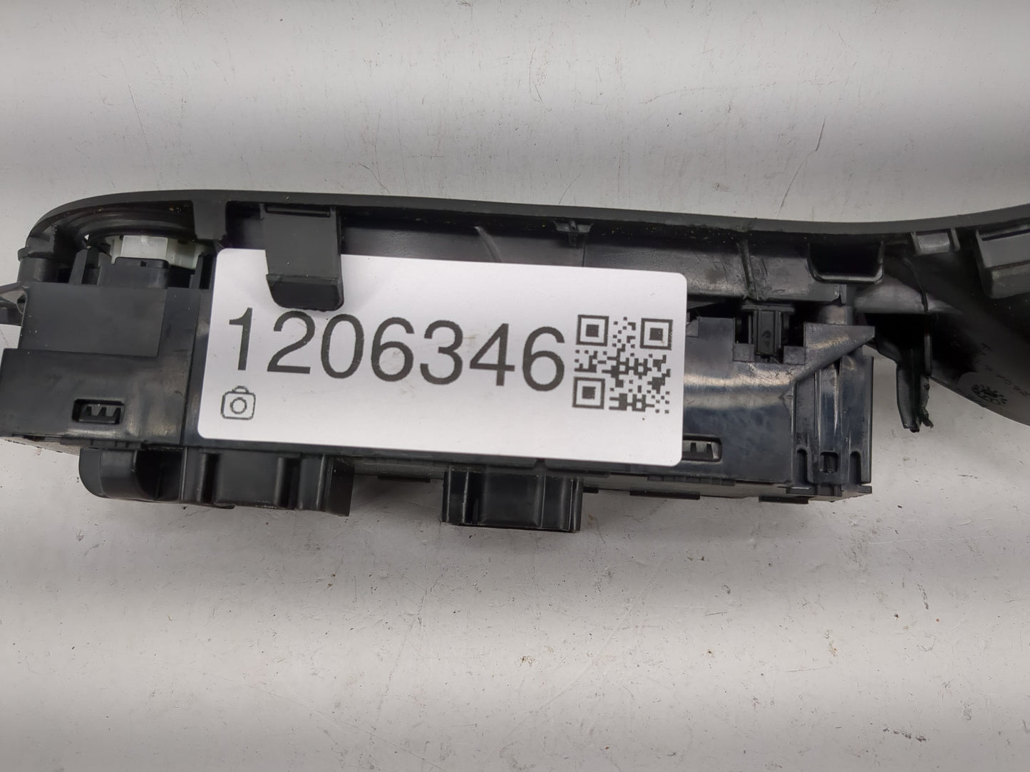 2015-2018 Ford Focus Master Power Window Switch Replacement Driver Side Left P/N:1085502X Fits OEM Used Auto Parts - Oemused