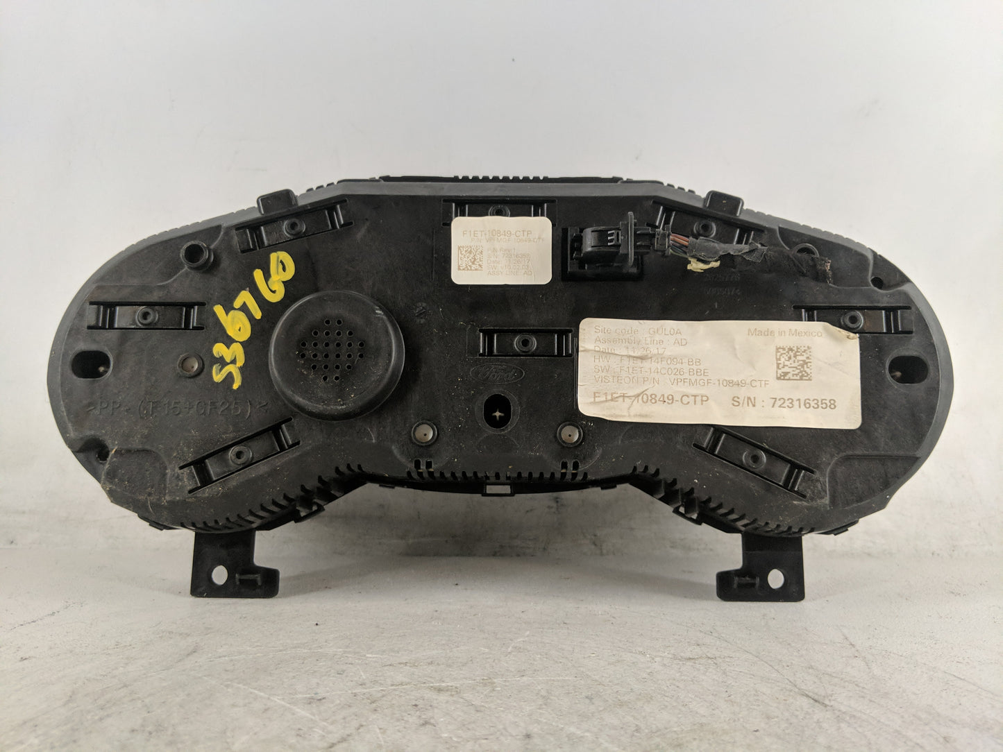 2017-2018 Ford Focus Instrument Cluster Speedometer Gauges P/N:F1ET-10849-CTP Fits Fits 2017 2018 OEM Used Auto Parts - Oemu