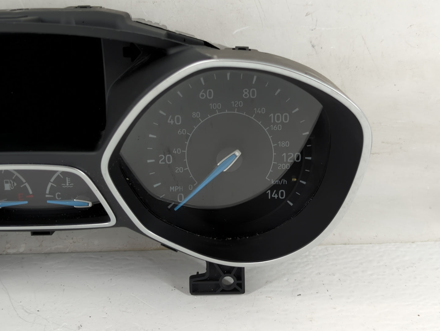 2017-2018 Ford Focus Instrument Cluster Speedometer Gauges P/N:VPFMGF-10849-CTF F1ET-10849-CTP Fits Fits 2017 2018 OEM Used 
