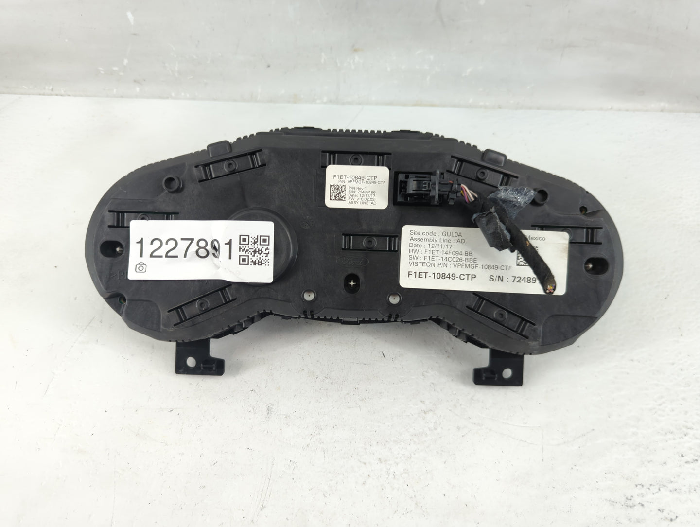 2016-2018 Ford Focus Instrument Cluster Speedometer Gauges P/N:VPFMGF-10849-CTF F1ET-10849-CTP Fits Fits 2016 2017 2018 OEM 