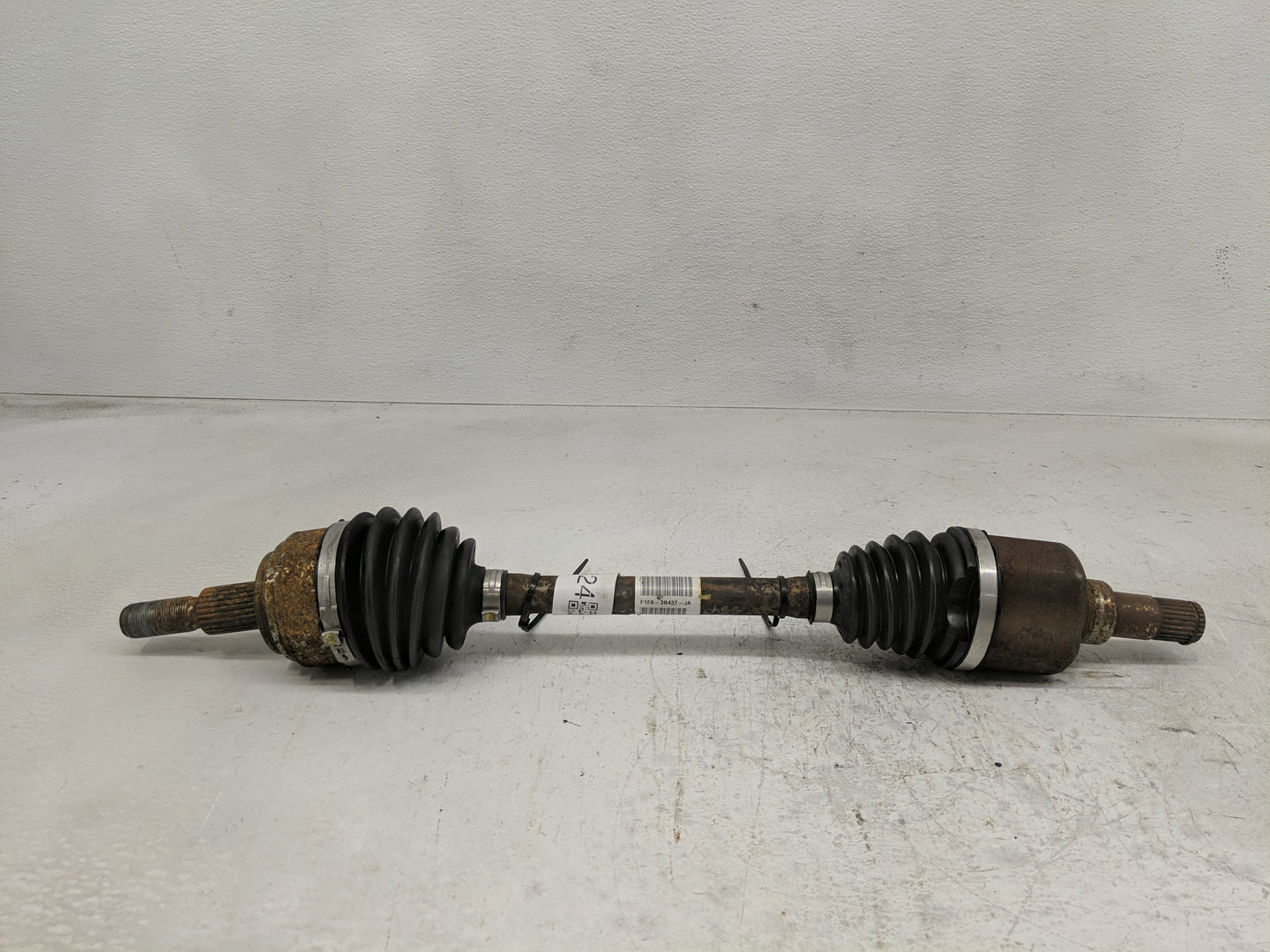 2015-2018 Ford Focus Axle Shaft Front Driver Cv C/v - Oemusedautoparts1.com