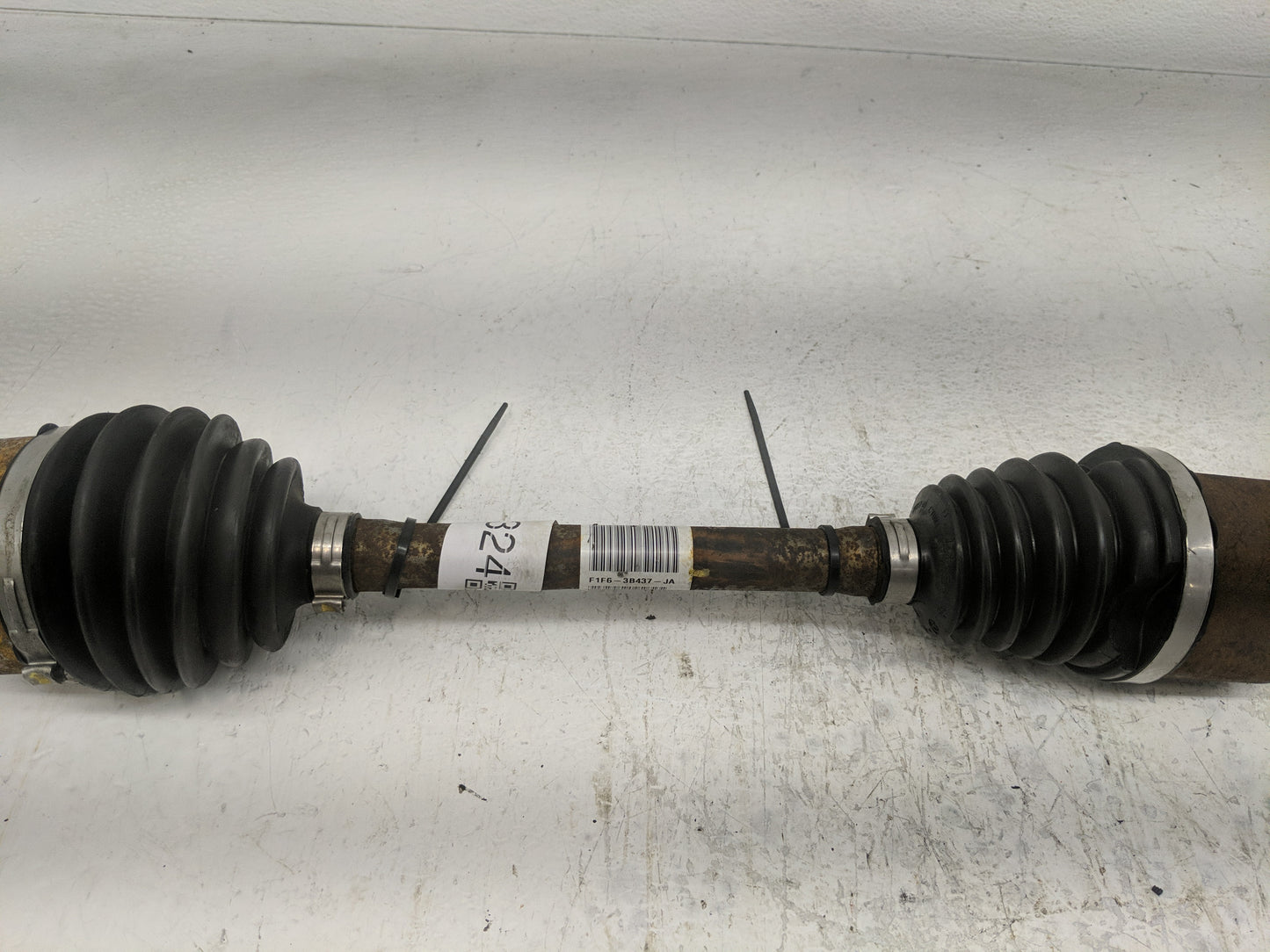 2015-2018 Ford Focus Axle Shaft Front Driver Cv C/v - Oemusedautoparts1.com