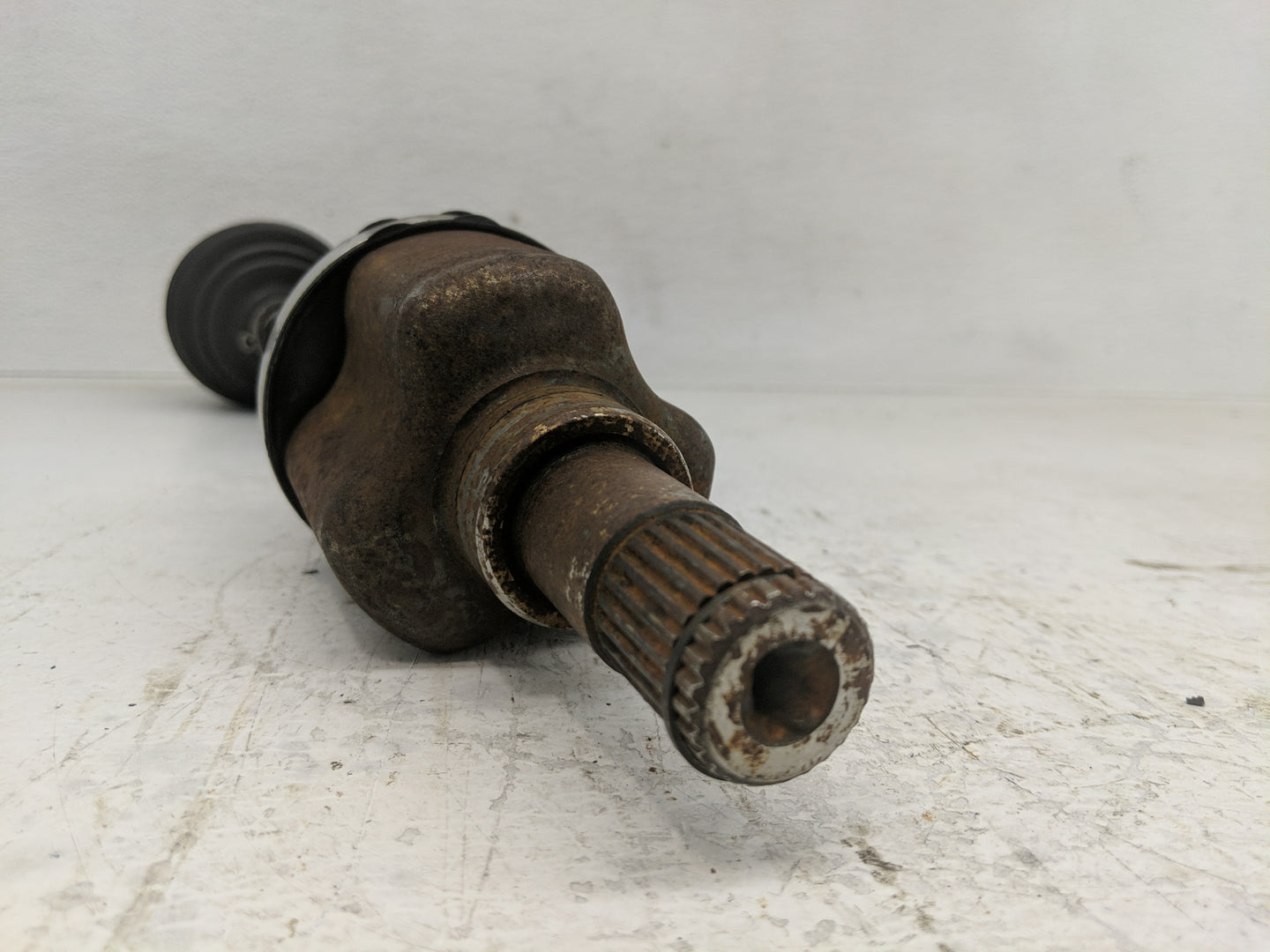 2015-2018 Ford Focus Axle Shaft Front Driver Cv C/v - Oemusedautoparts1.com