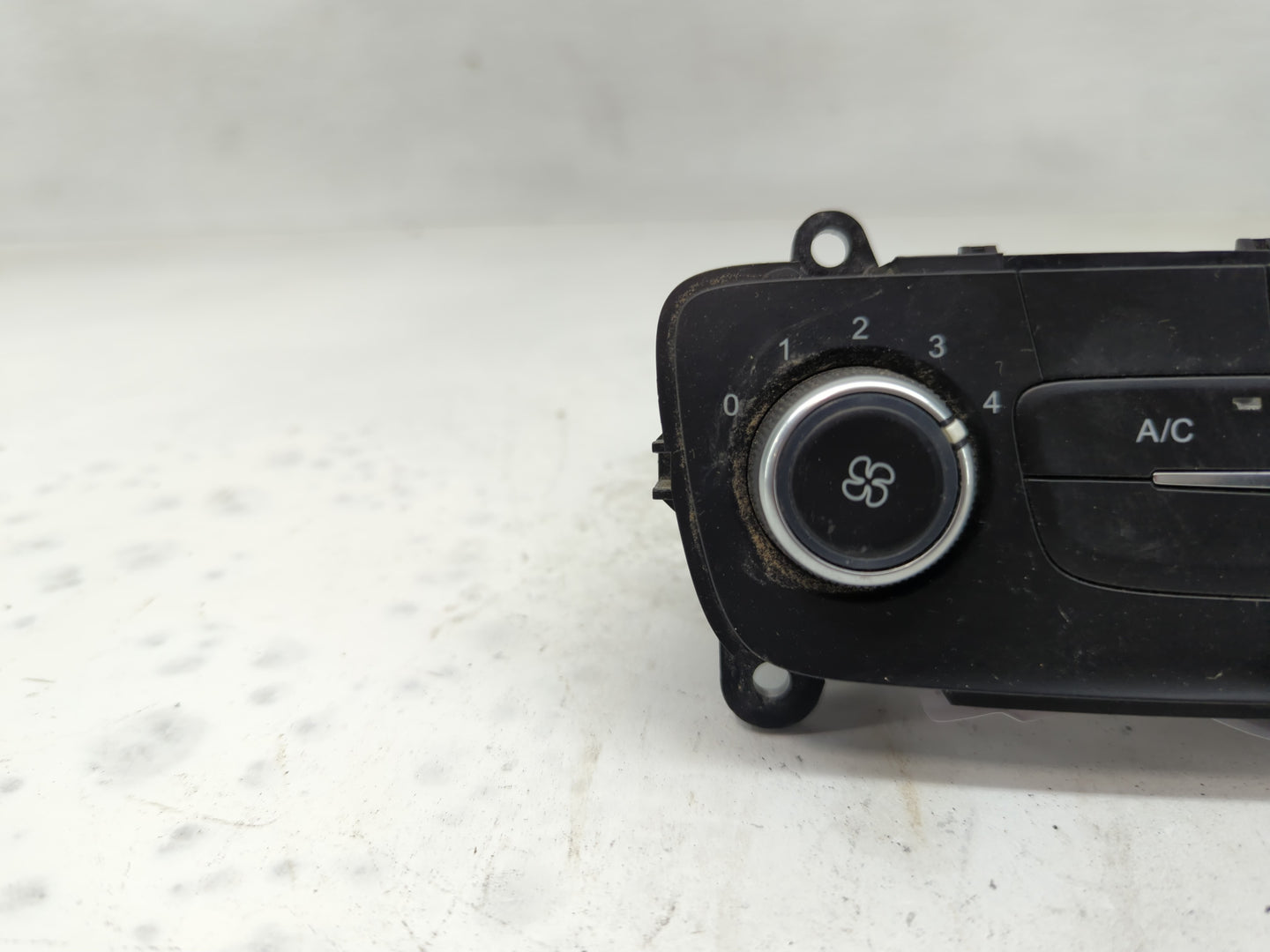 2015-2018 Ford Focus Climate Control Module Temperature AC/Heater Replacement P/N:F1ET-19980-JJ Fits Fits 2015 2016 2017 201