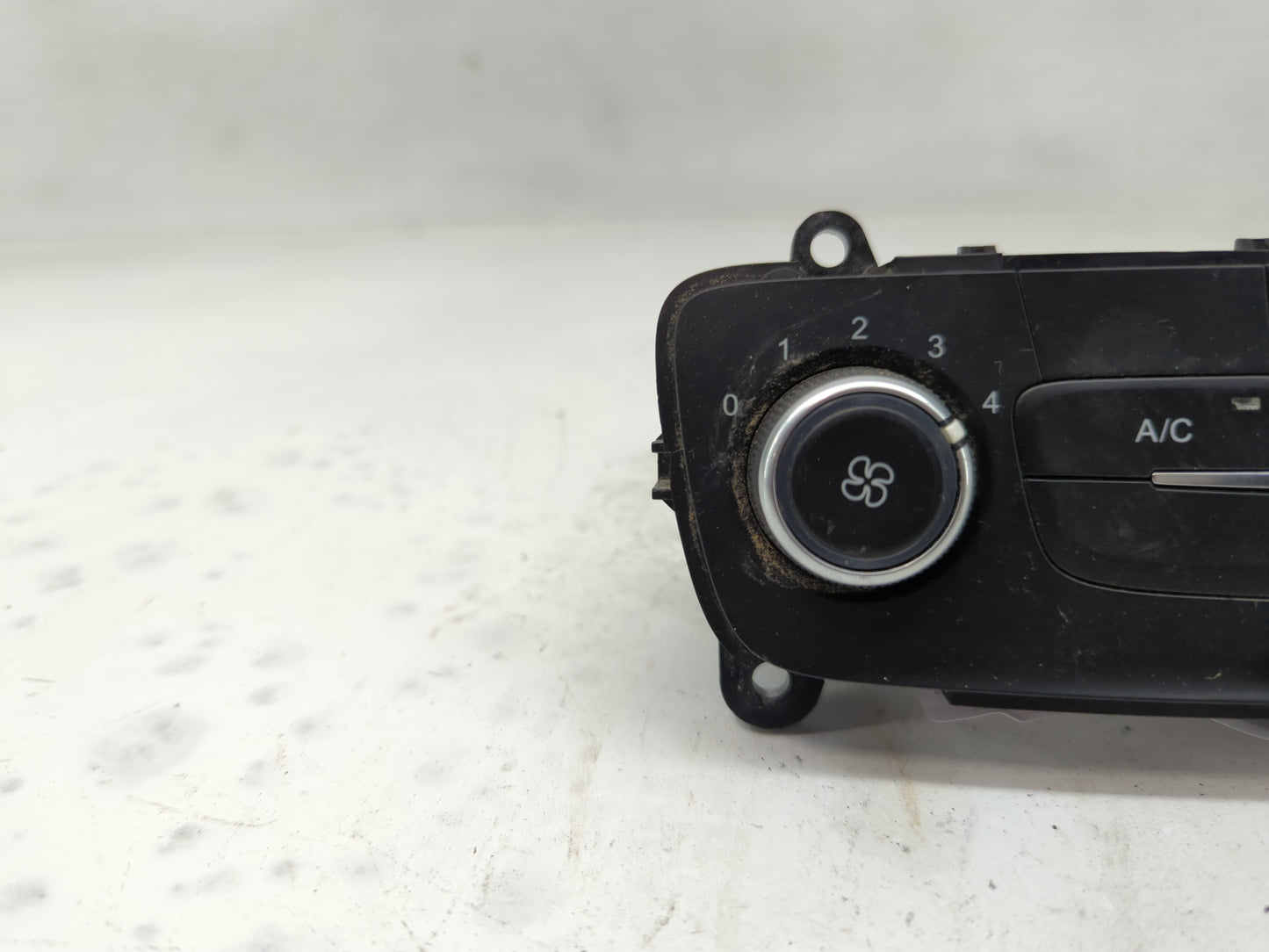 2015-2018 Ford Focus Climate Control Module Temperature AC/Heater Replacement P/N:F1ET-19980-JJ Fits Fits 2015 2016 2017 201