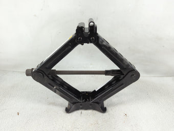 compare product 2018 Ford Focus Spare Scissor Car Jack 1241643