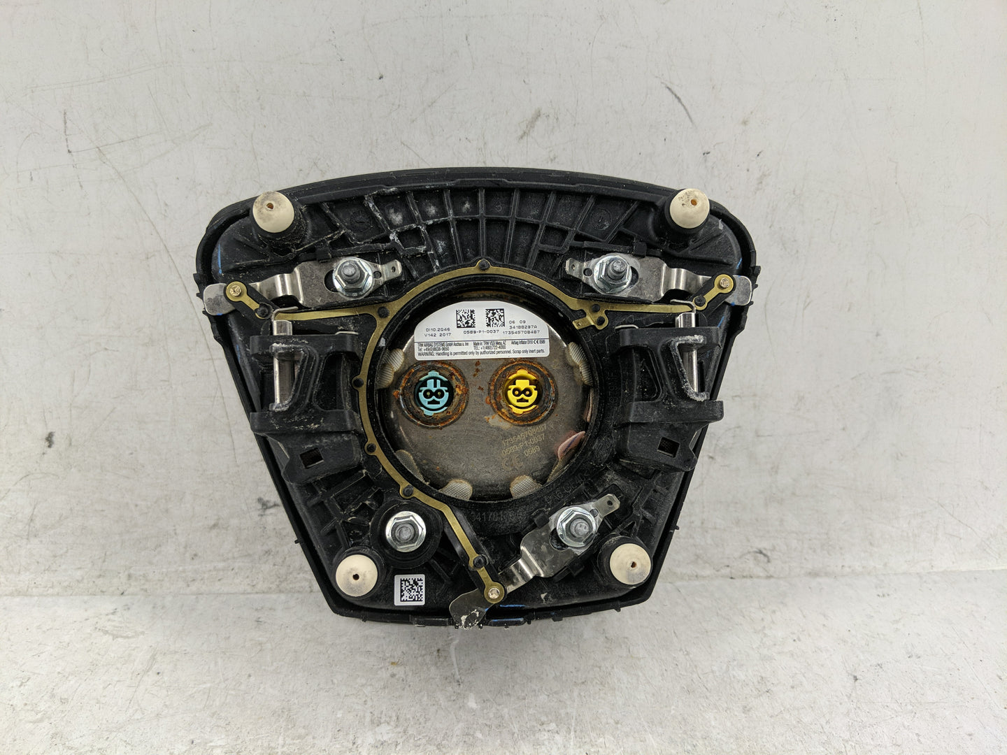 2016-2018 Ford Focus Air Bag Driver Left Steering Wheel Mounted - Oemusedautoparts1.com