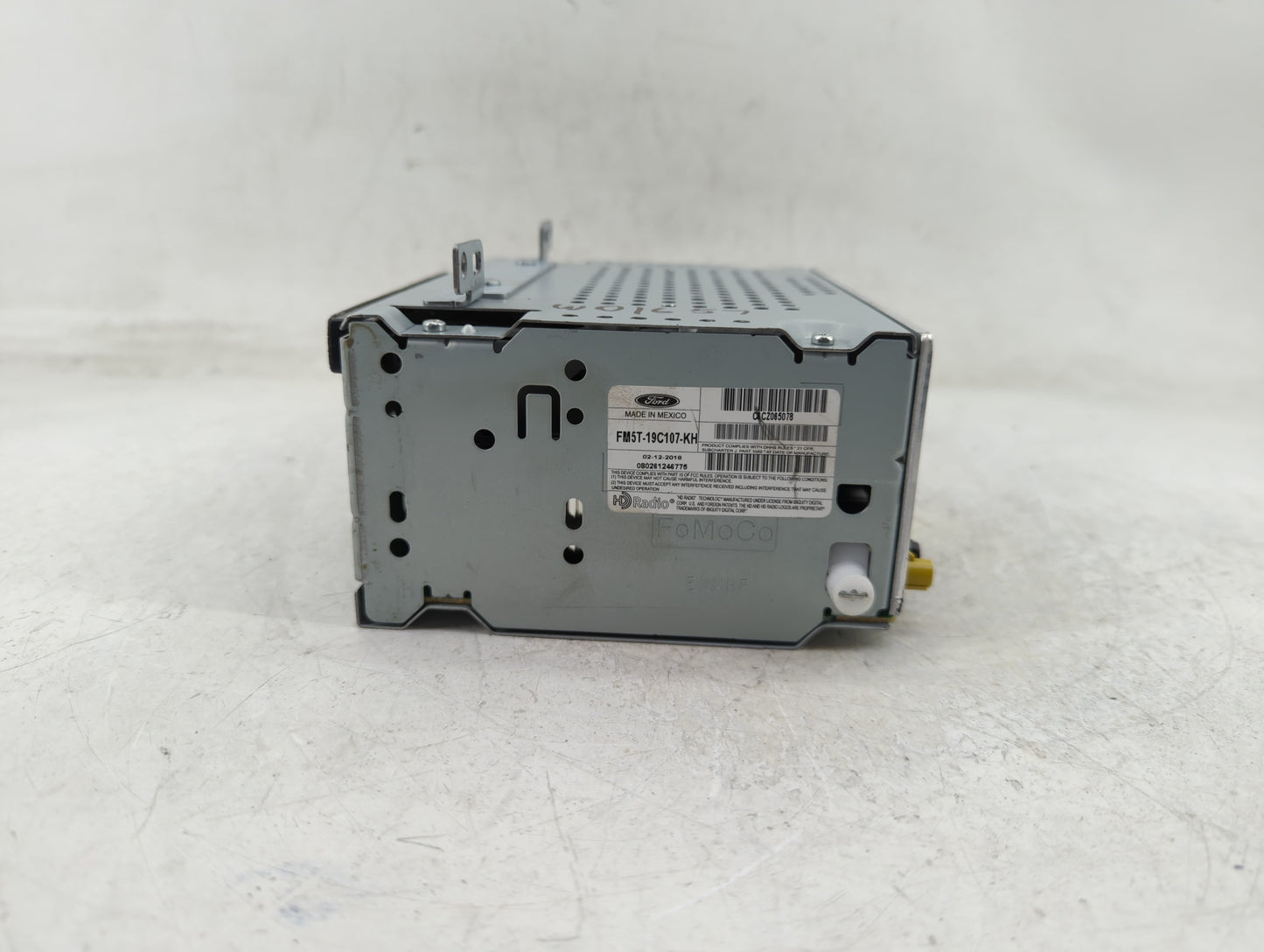 2016-2018 Ford Focus Radio AM FM Cd Player Receiver Replacement P/N:FM5T-19C107-KH Fits Fits 2016 2017 2018 OEM Used Auto Pa