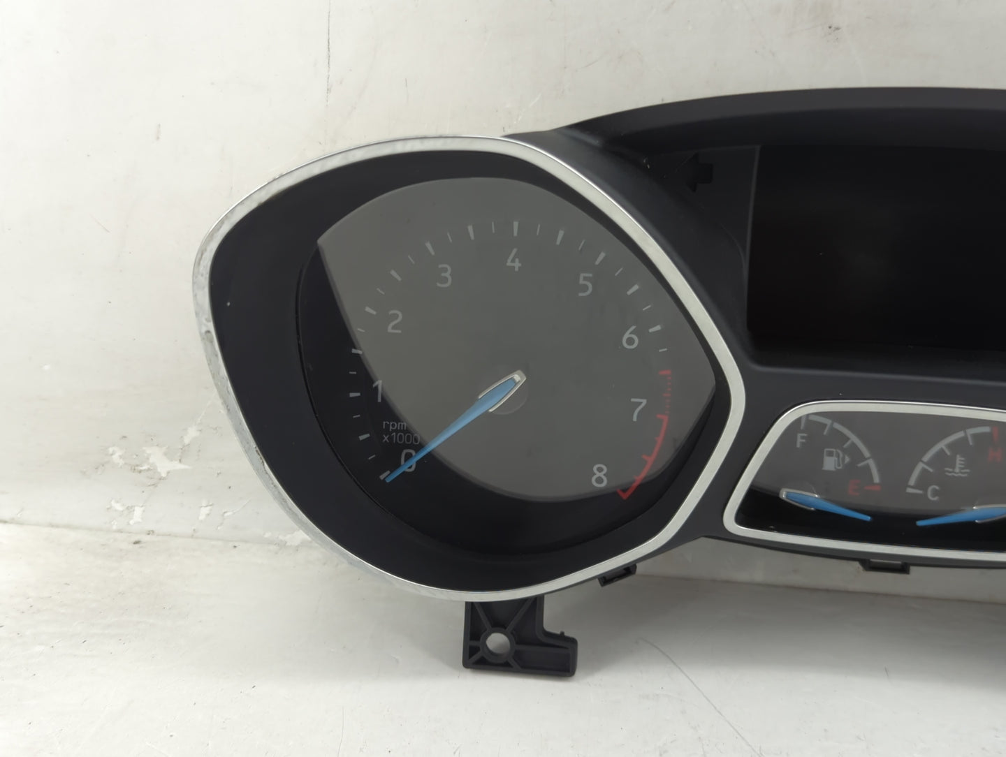 2017-2018 Ford Focus Instrument Cluster Speedometer Gauges P/N:F1ET-10849-CTP Fits Fits 2017 2018 OEM Used Auto Parts - Oemu