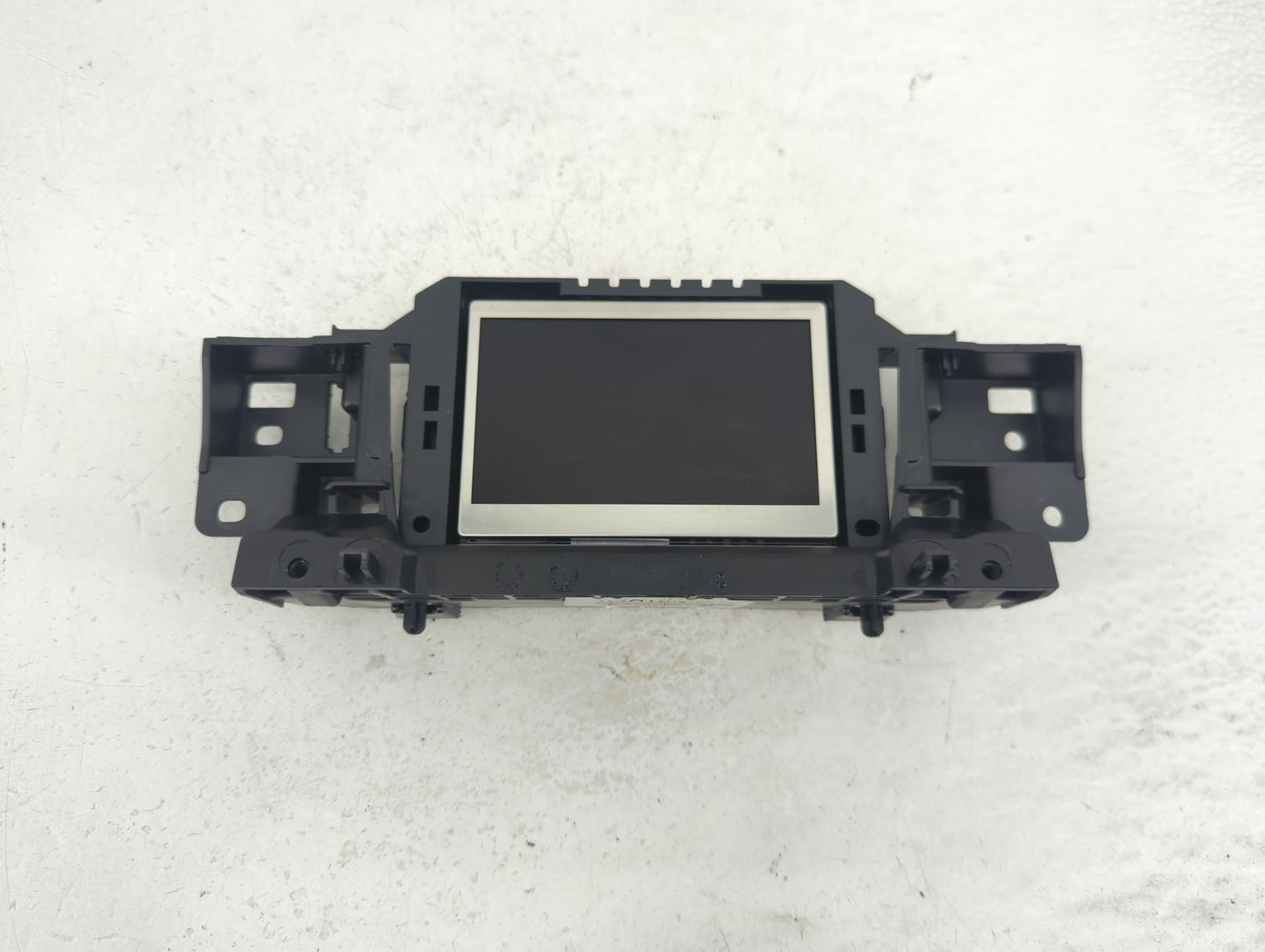2015-2018 Ford Focus Information Display Screen - Oemusedautoparts1.com