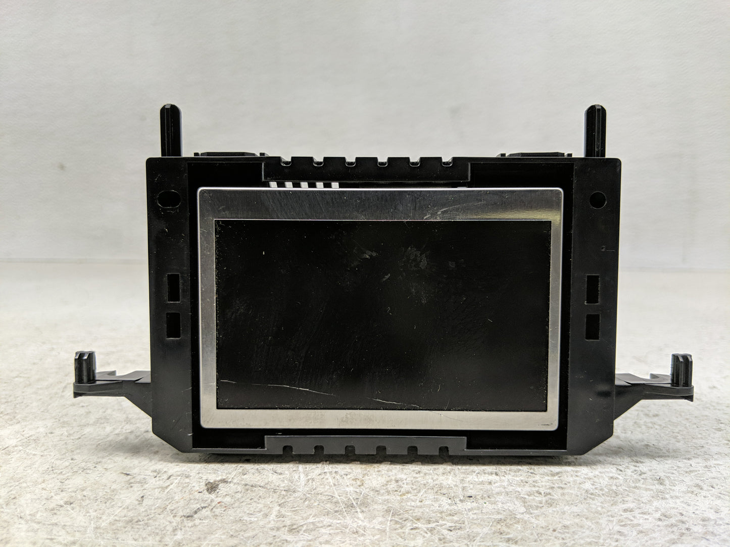 2015-2018 Ford Focus Information Display Screen - Oemusedautoparts1.com