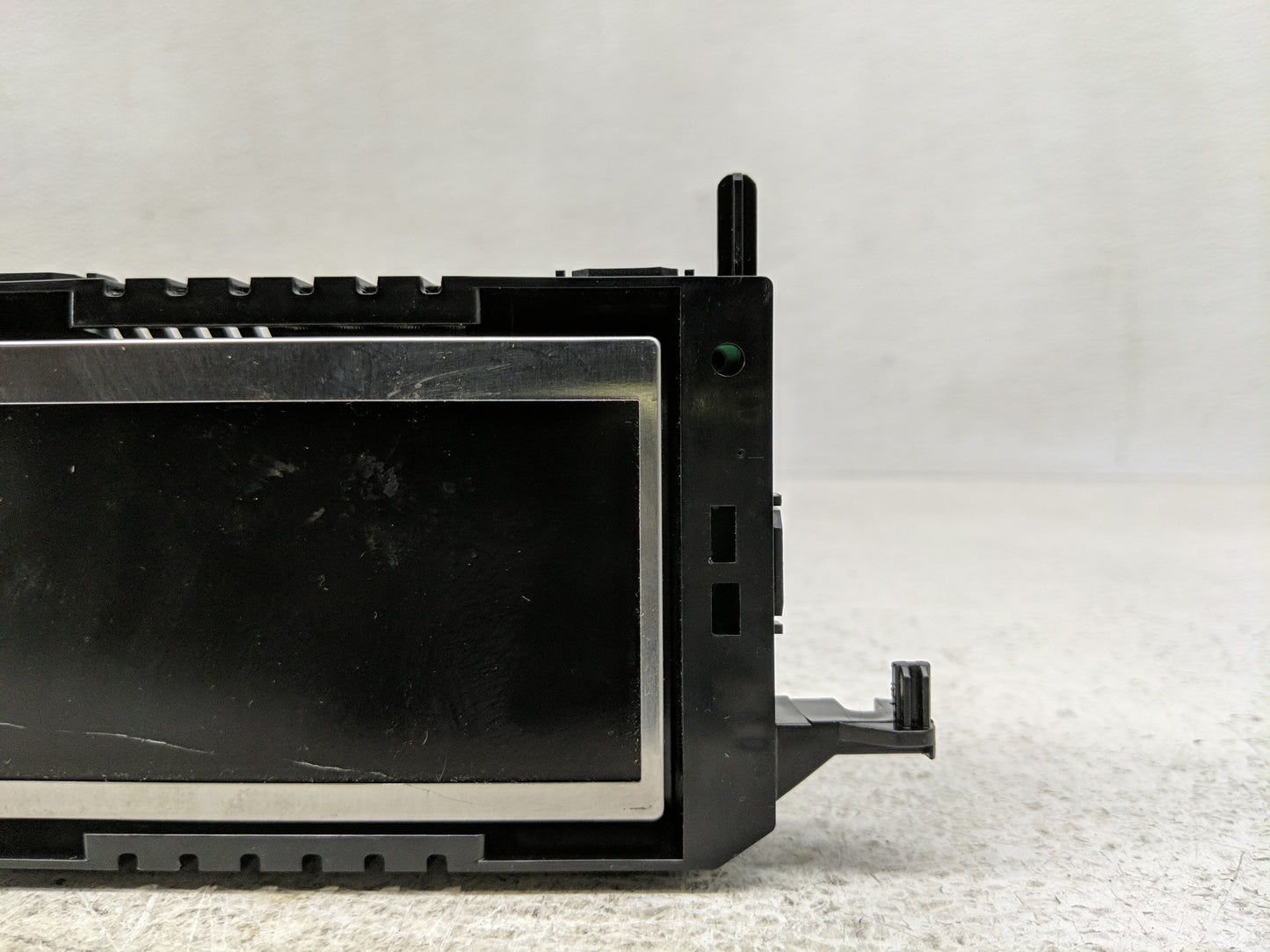 2015-2018 Ford Focus Information Display Screen - Oemusedautoparts1.com