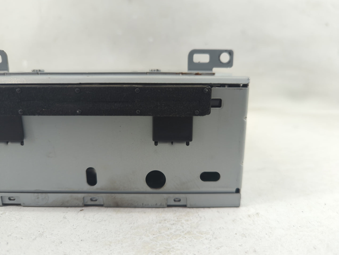 2016-2018 Ford Focus Radio AM FM Cd Player Receiver Replacement P/N:FM5T-19C107-KH Fits Fits 2016 2017 2018 OEM Used Auto Pa