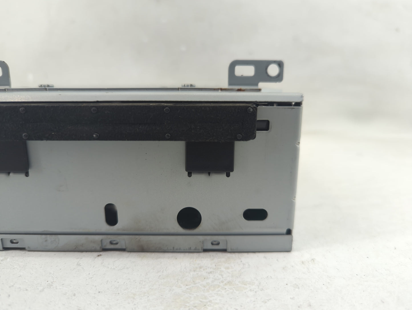 2016-2018 Ford Focus Radio AM FM Cd Player Receiver Replacement P/N:FM5T-19C107-KH Fits Fits 2016 2017 2018 OEM Used Auto Pa
