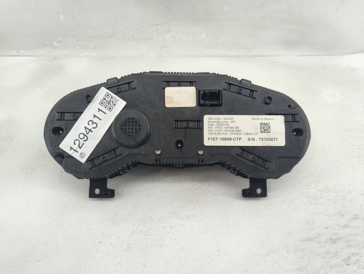 2016-2018 Ford Focus Instrument Cluster Speedometer Gauges P/N:F1ET-10849-CTP Fits Fits 2016 2017 2018 OEM Used Auto Parts -