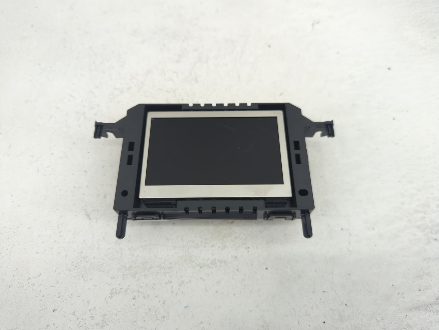 2015-2018 Ford Focus Information Display Screen - Oemusedautoparts1.com