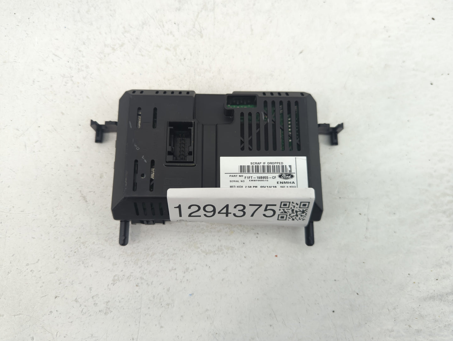 2015-2018 Ford Focus Information Display Screen - Oemusedautoparts1.com