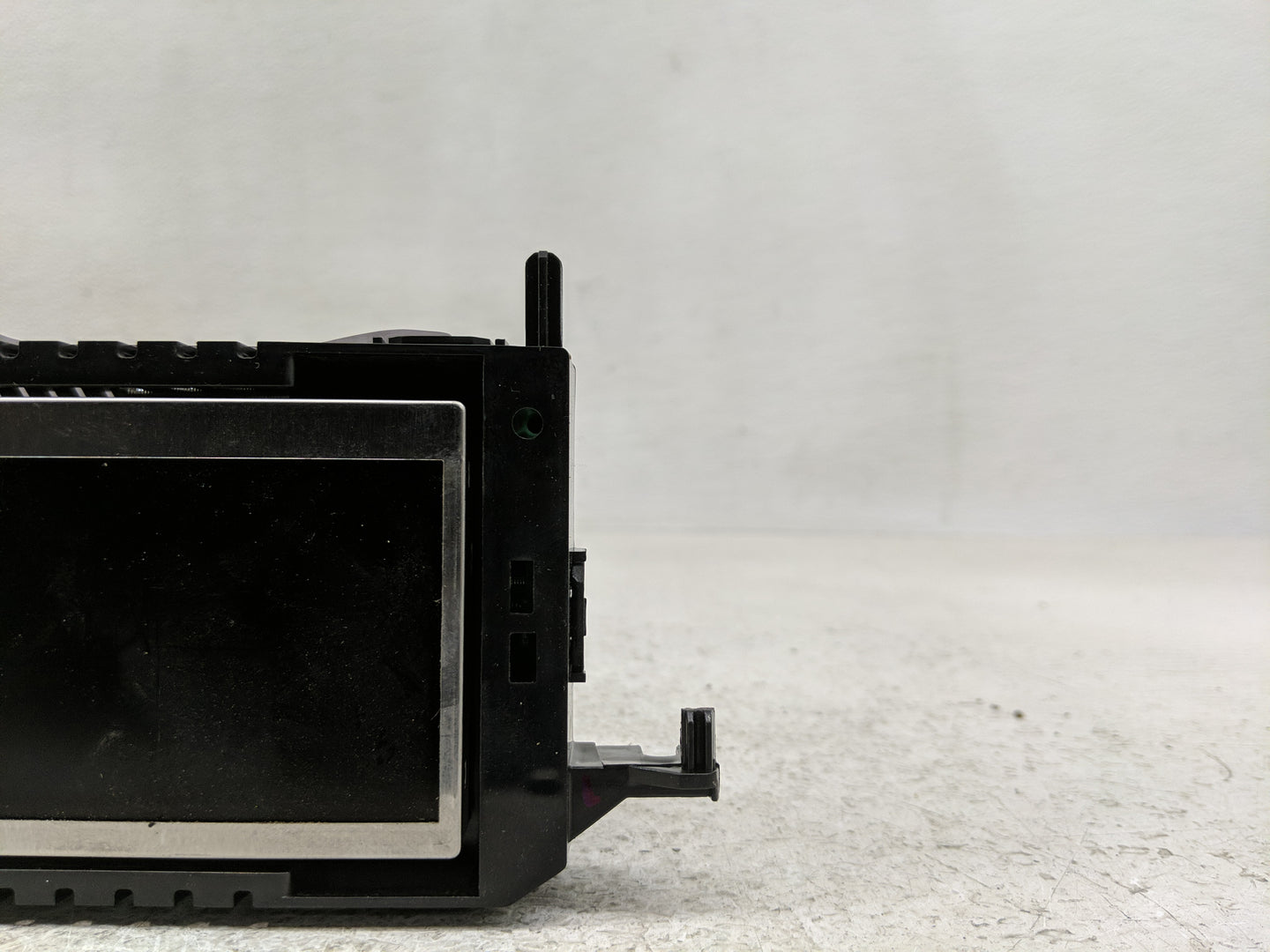 2015-2018 Ford Focus Information Display Screen - Oemusedautoparts1.com