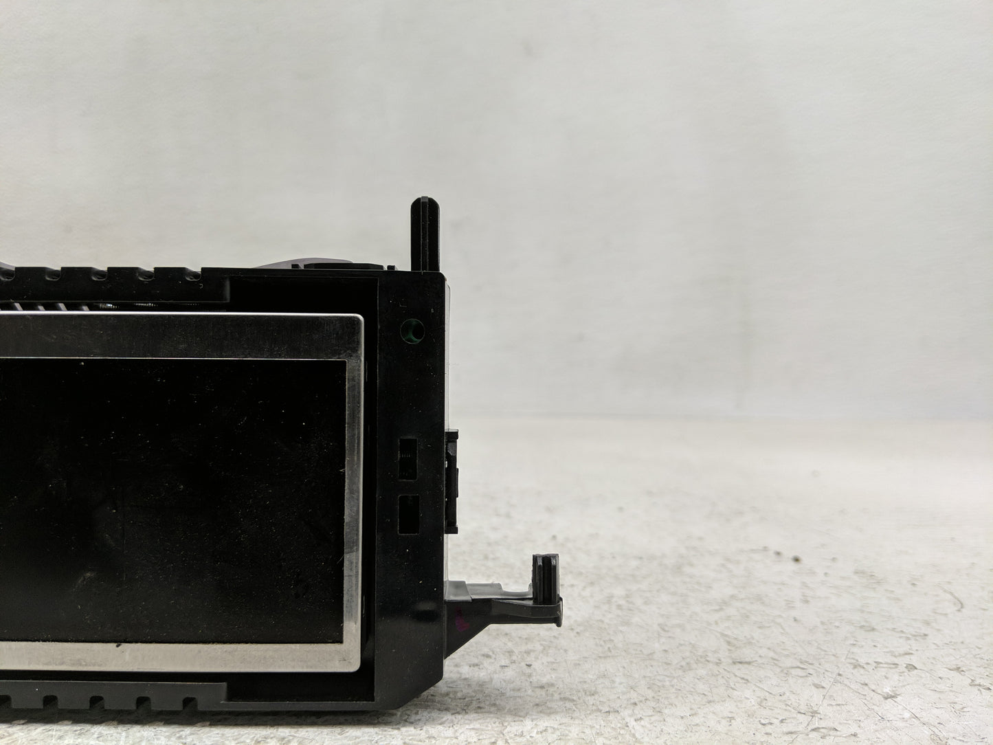 2015-2018 Ford Focus Information Display Screen - Oemusedautoparts1.com
