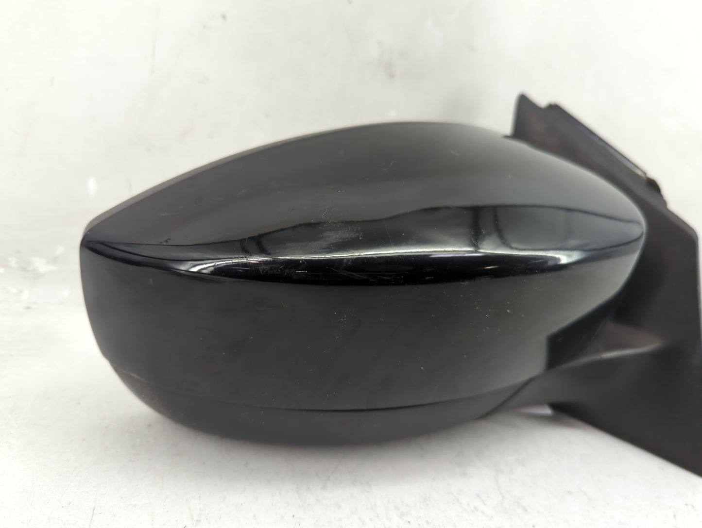 2015-2018 Ford Focus Passenger Side View Mirror - Right Door Mirror OEM Used - Oemusedautoparts1.com