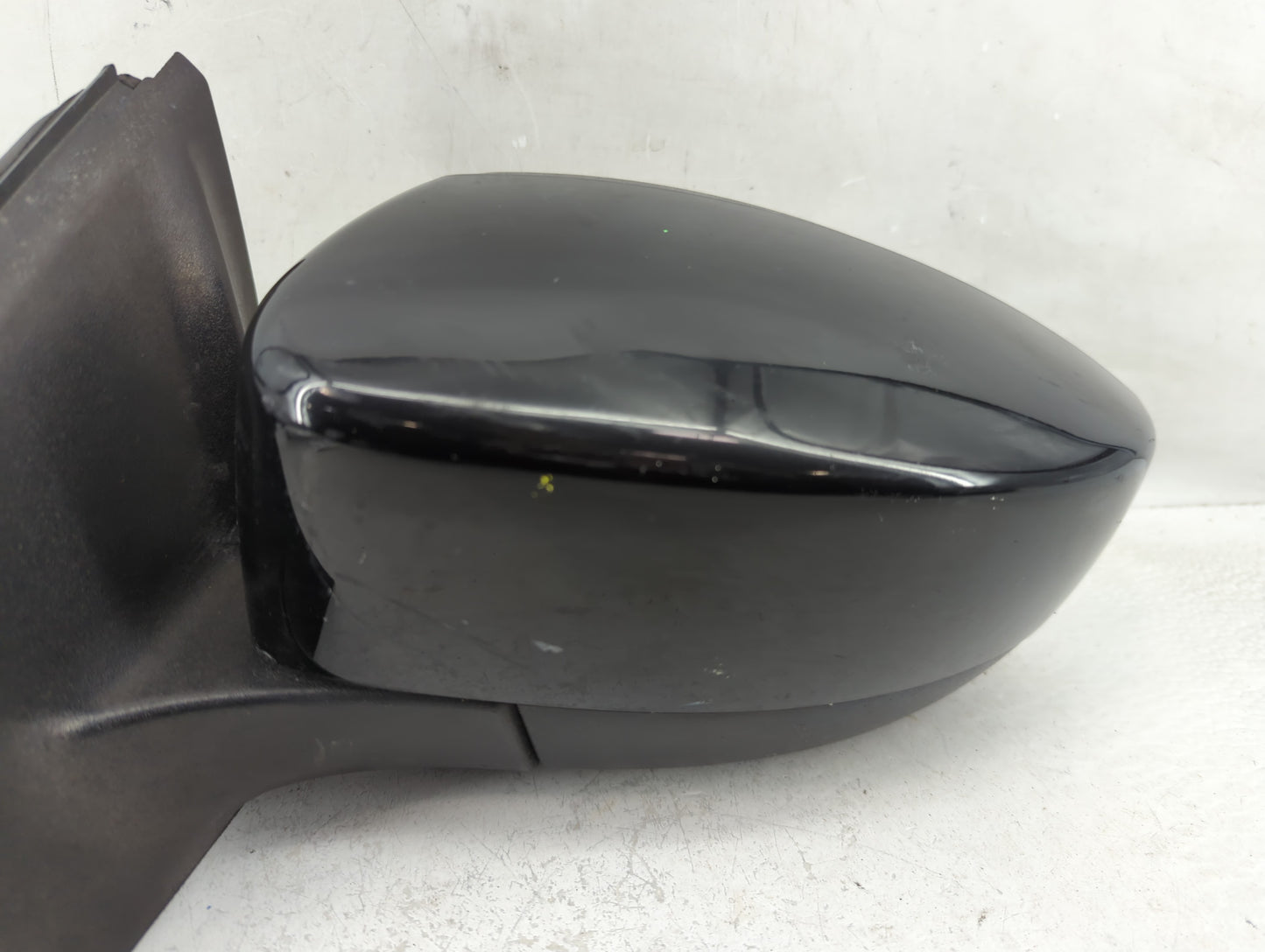 2018 Ford Focus Driver Side View Mirror - Left Door Mirror OEM Used - Oemusedautoparts1.com