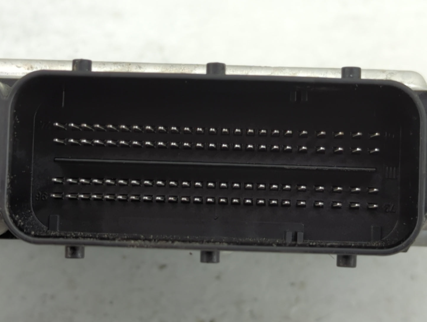 2013-2018 Ford Focus PCM Engine Control Computer ECU ECM PCU OEM P/N:FM5A-12A650-ADB 0 261 S12 874 Fits OEM Used Auto Parts 