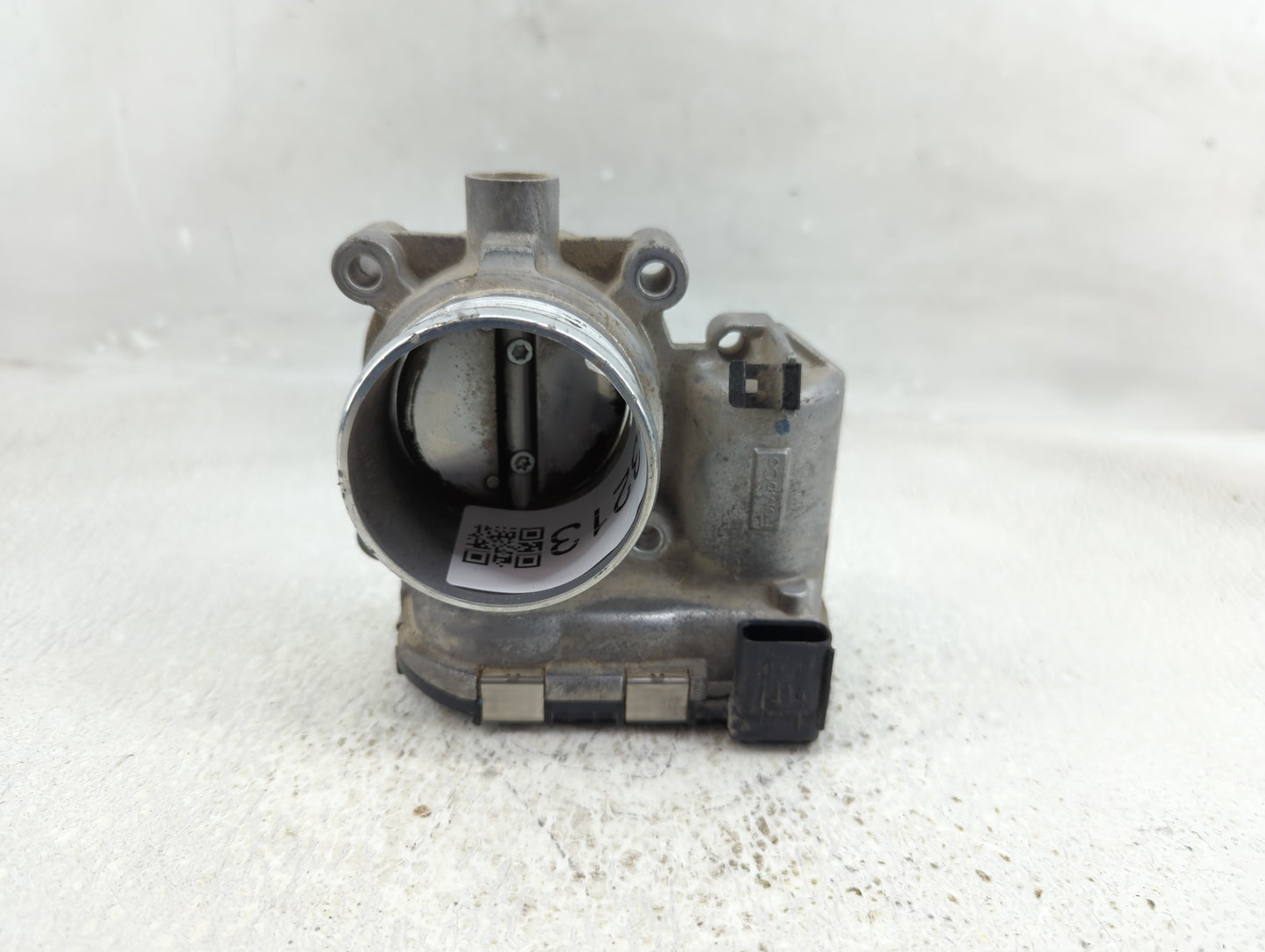 2014-2018 Ford Focus Throttle Body P/N:DS7E-9F991-BB Fits Fits 2014 2015 2016 2017 2018 2019 2020 2021 2022 OEM Used Auto Pa
