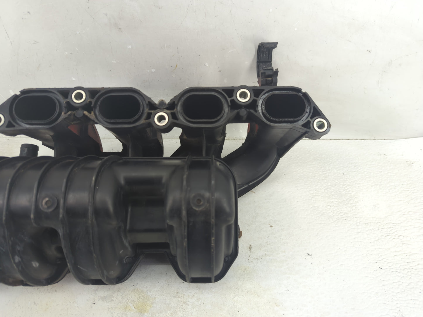 2013-2018 Ford Focus Air Intake Manifold Fits Fits 2013 2014 2015 2016 2017 2018 OEM Used Auto Parts - Oemusedautoparts1.com