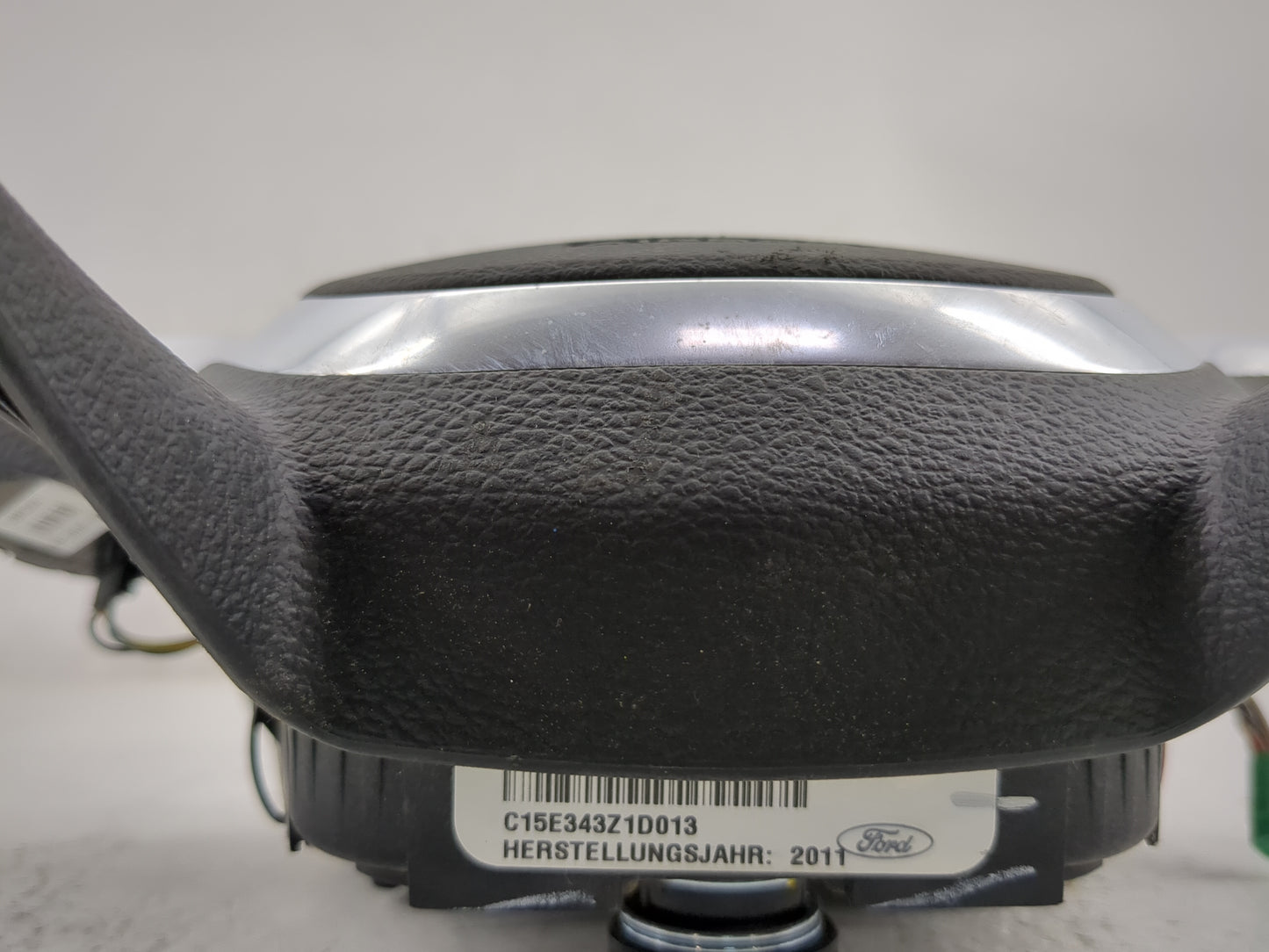 2016-2018 Ford Focus Air Bag Driver Left Steering Wheel Mounted P/N:CM51-A042B85-DD3ZE Fits Fits 2016 2017 2018 OEM Used Aut
