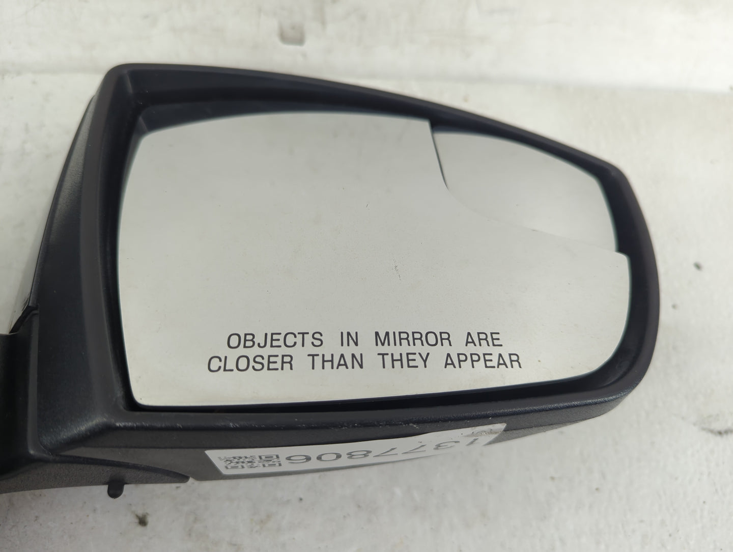 2015-2018 Ford Focus Passenger Side View Mirror - Right Door Mirror OEM Used - Oemusedautoparts1.com