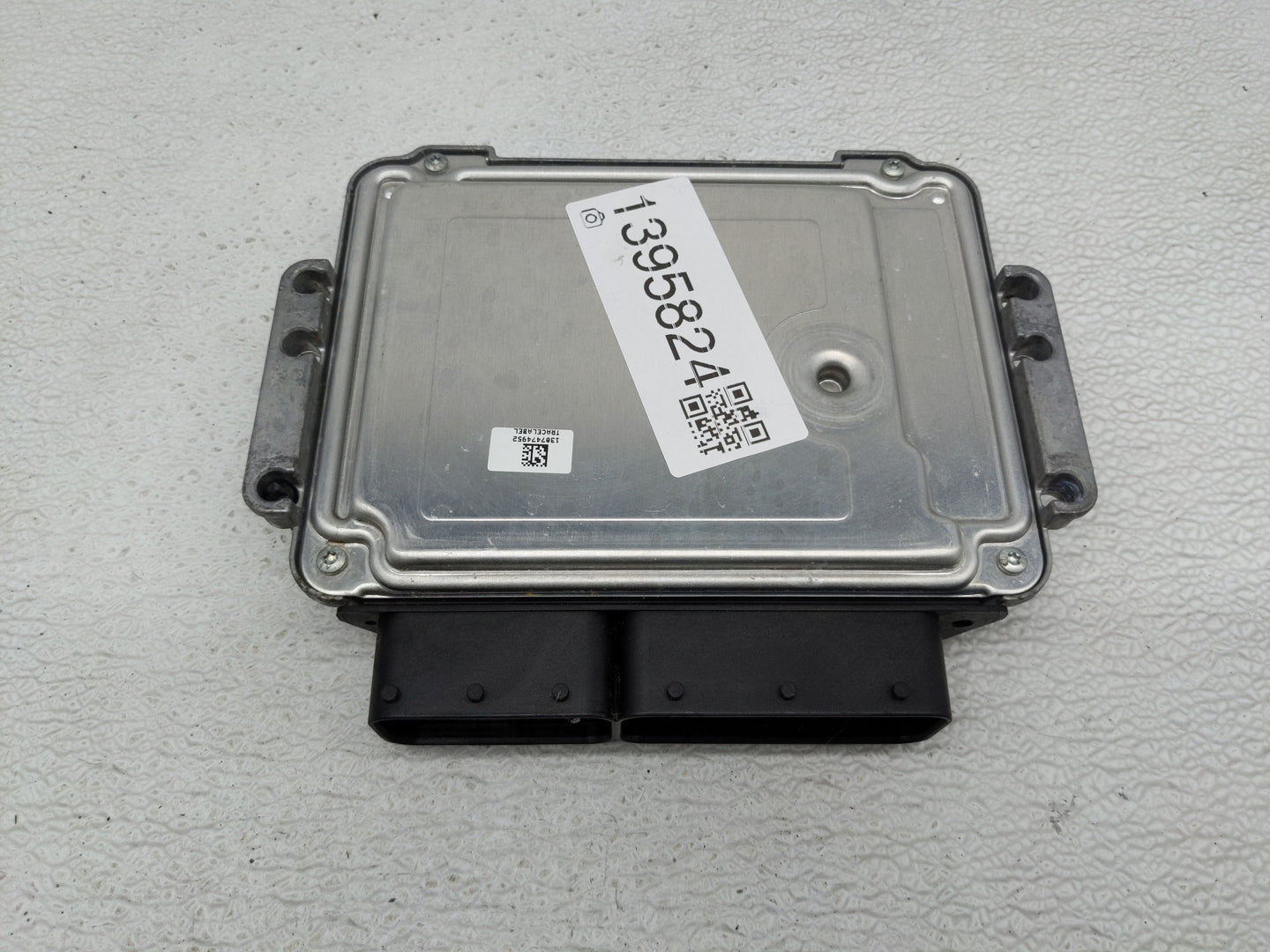 2013-2018 Ford Focus PCM Engine Control Computer ECU ECM PCU OEM P/N:FM5A-12A650-ADB 0 261 S12 874 Fits OEM Used Auto Parts 