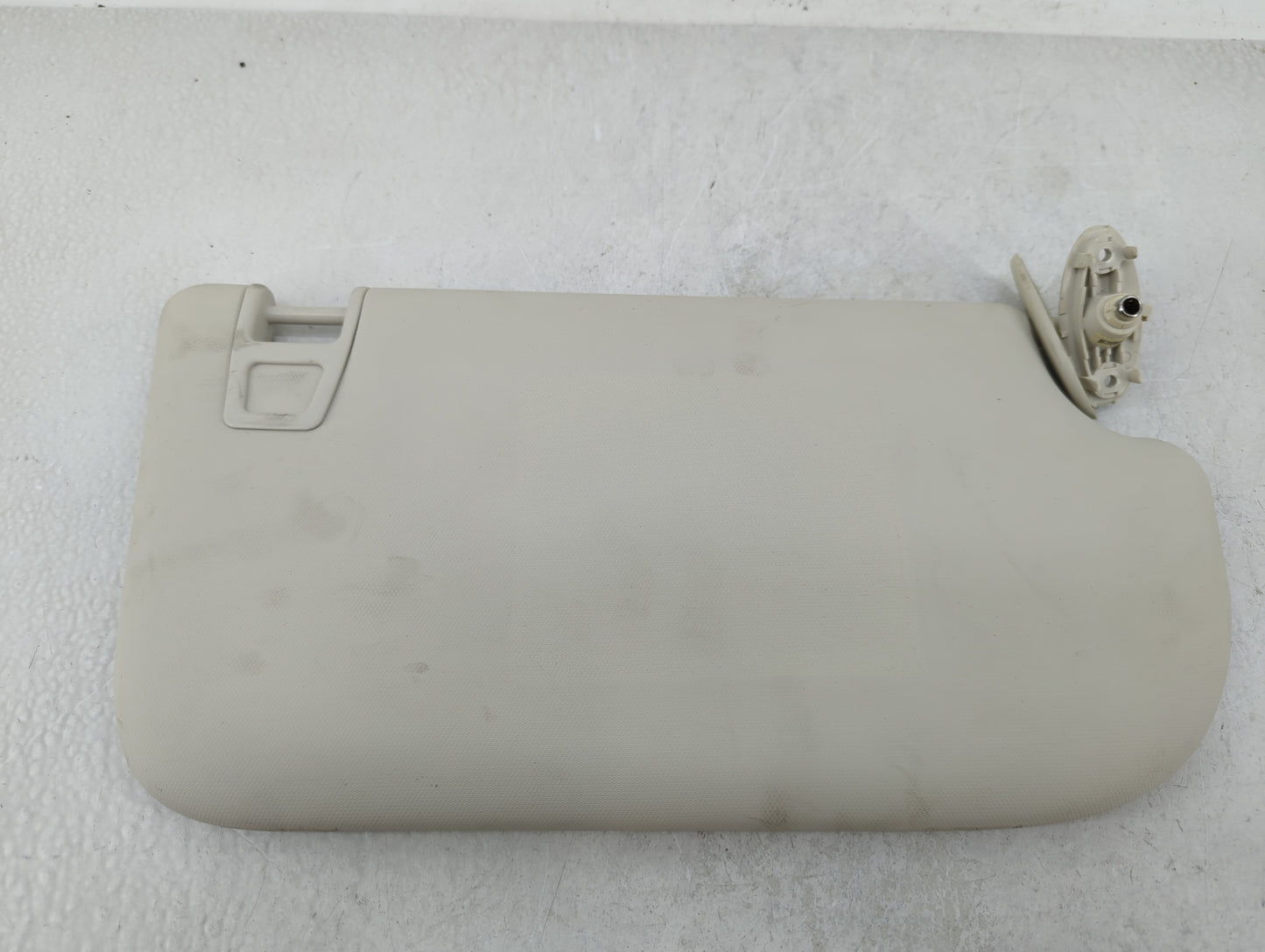 2013-2018 Ford Focus Sun Visor Shade Replacement Passenger Right Mirror Fits Fits 2013 2014 2015 2016 2017 2018 OEM Used Aut