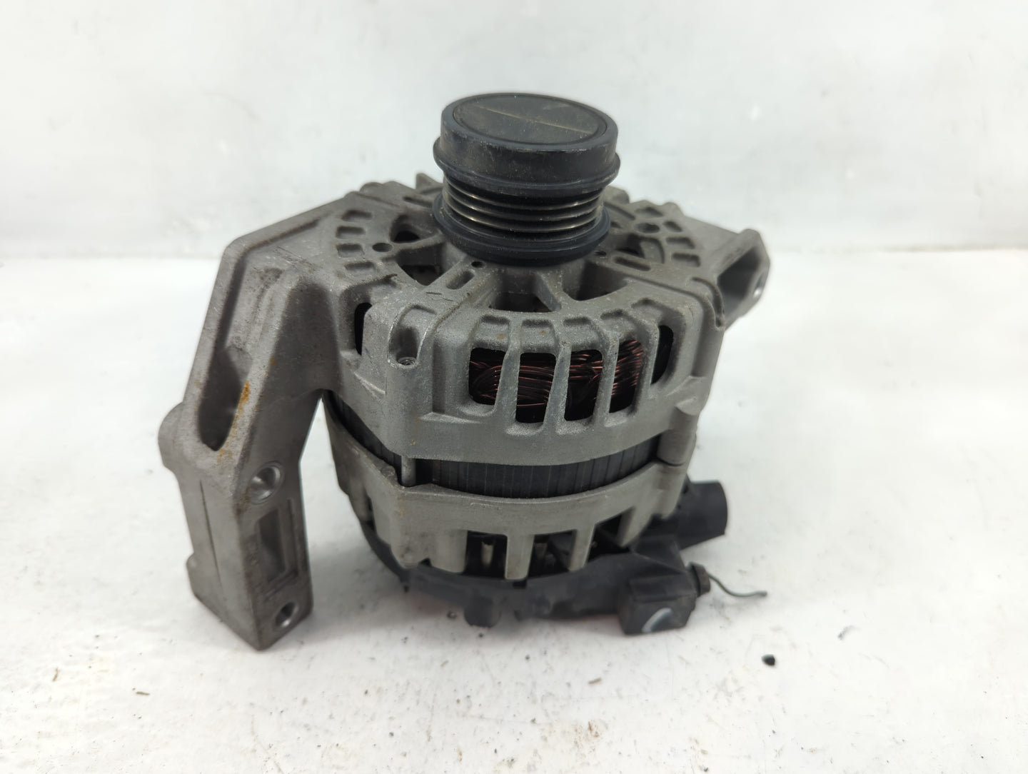 2012-2018 Ford Focus Alternator Replacement Generator Charging Assembly Engine OEM Fits Fits 2012 2013 2014 2015 2016 2017 2