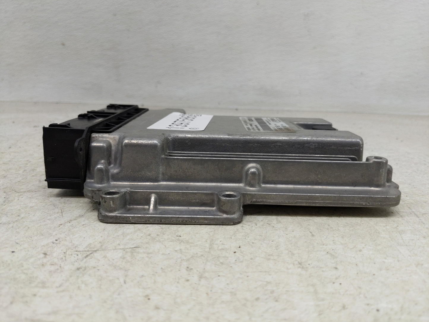 2016-2018 Ford Focus PCM Engine Control Computer ECU ECM PCU OEM P/N:FV6A-12B684-CA Fits Fits 2016 2017 2018 OEM Used Auto P
