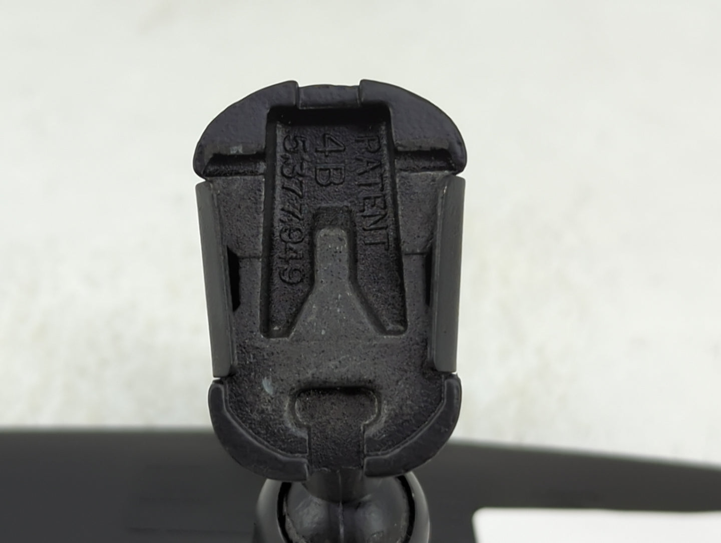 2010-2018 Ford Focus Interior Rear View Mirror Replacement OEM P/N:A048070 Fits OEM Used Auto Parts - Oemusedautoparts1.com