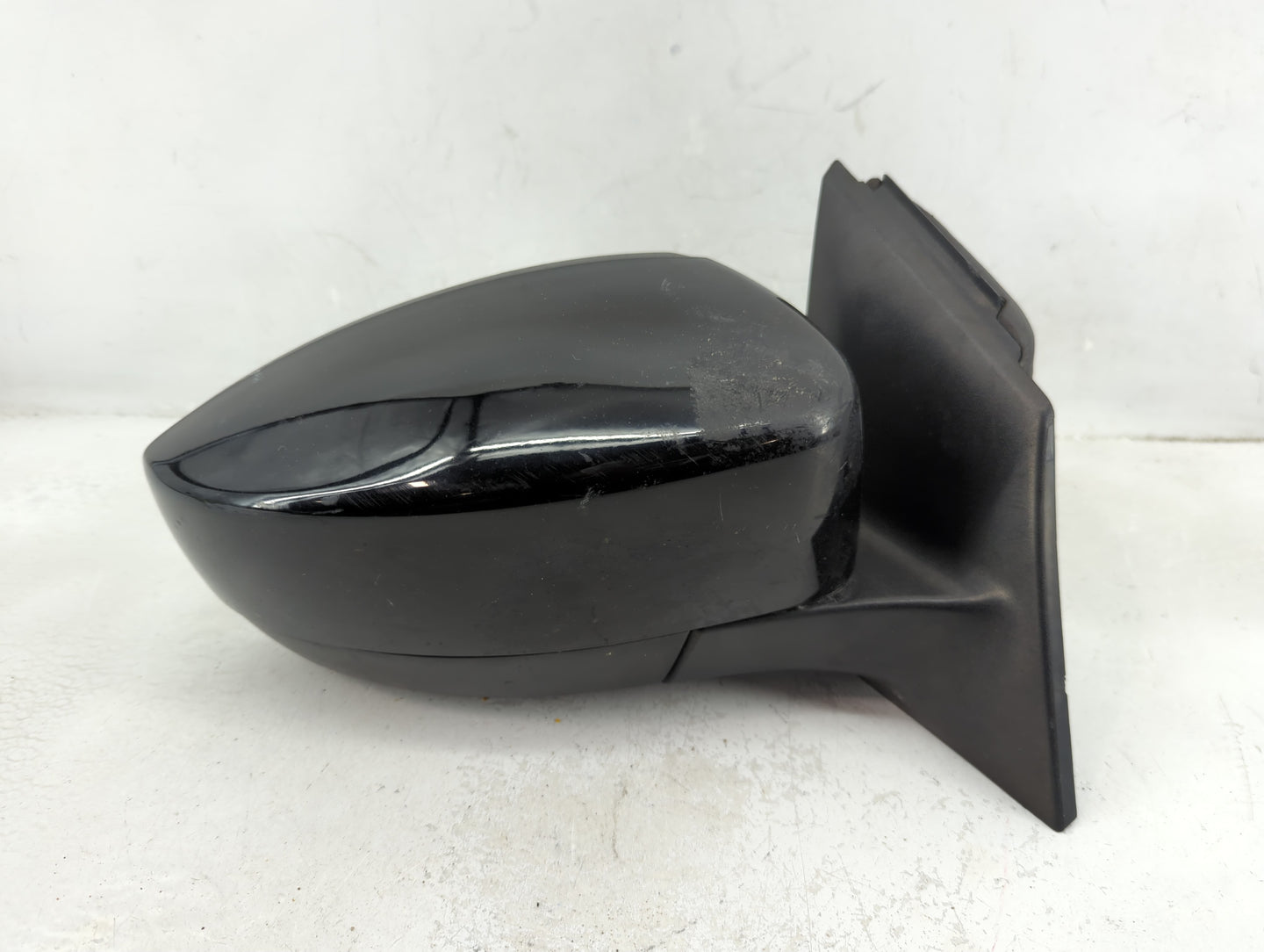 2018 Ford Focus Passenger Side View Mirror - Right Door Mirror OEM Used - Oemusedautoparts1.com