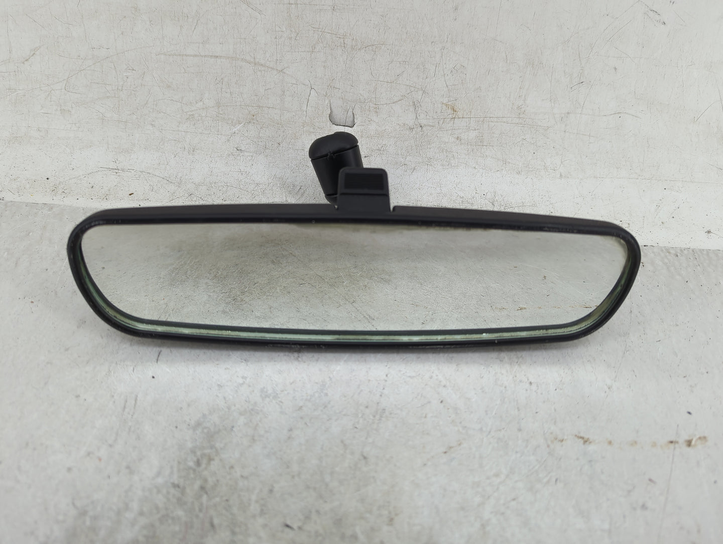 2010-2018 Ford Focus Interior Rear View Mirror Replacement OEM P/N:E8011681 Fits OEM Used Auto Parts - Oemusedautoparts1.com