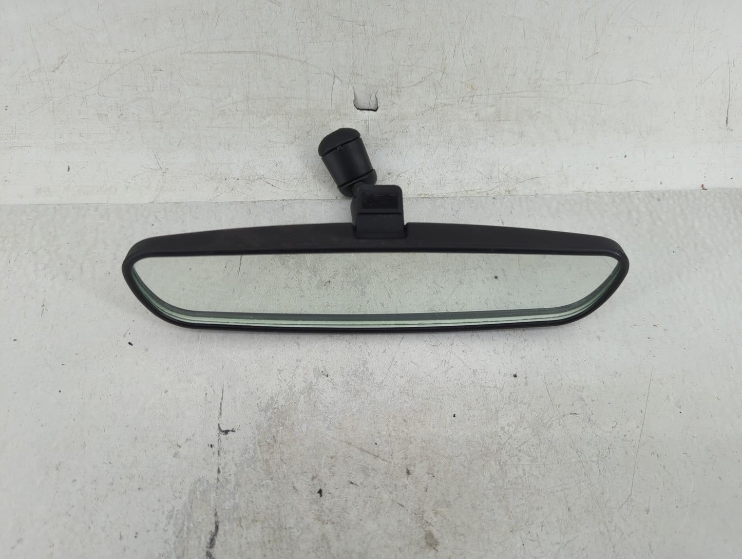 2010-2018 Ford Focus Interior Rear View Mirror Replacement OEM P/N:A046070 Fits OEM Used Auto Parts - Oemusedautoparts1.com