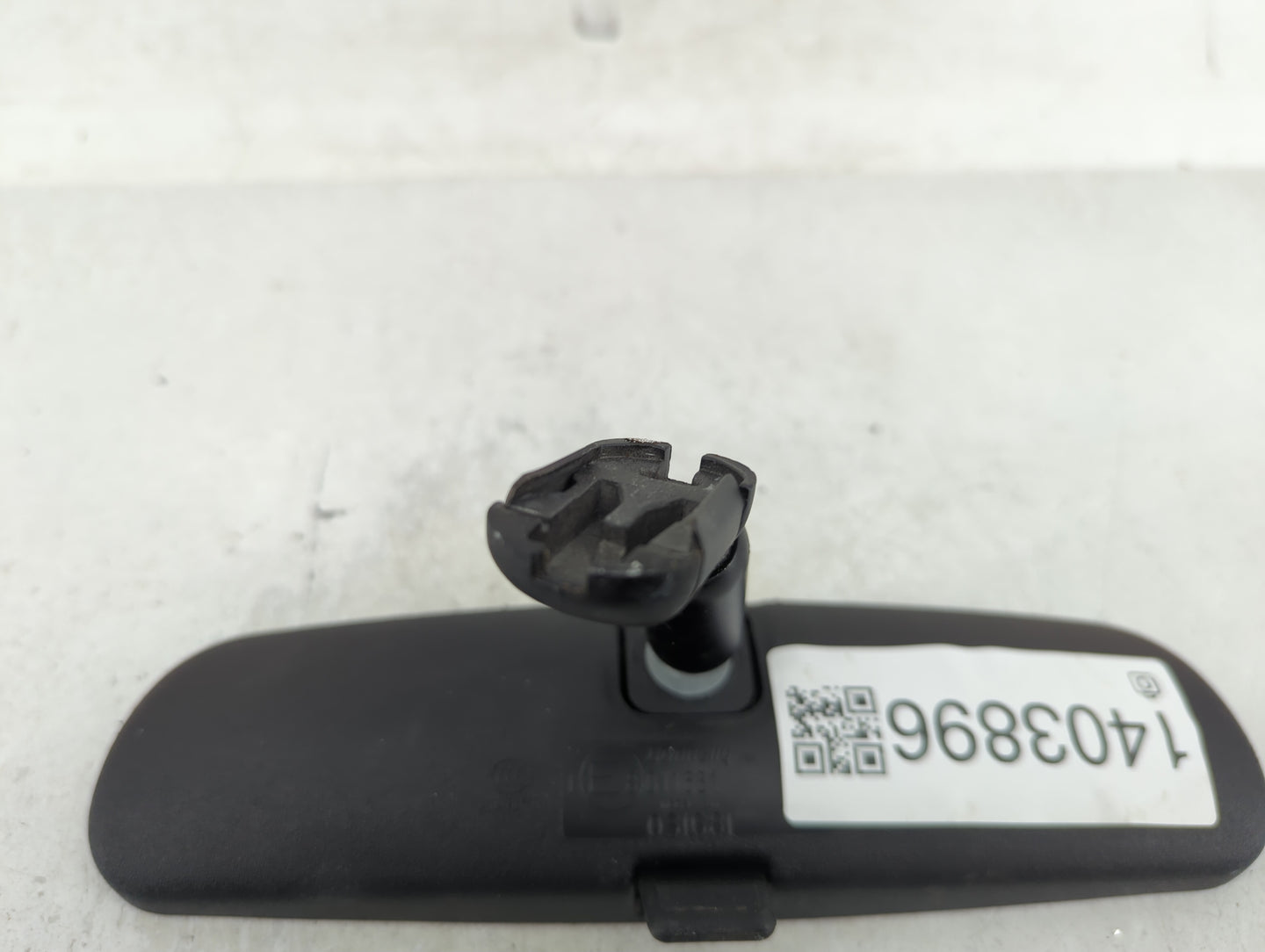 2010-2018 Ford Focus Interior Rear View Mirror Replacement OEM P/N:A046070 Fits OEM Used Auto Parts - Oemusedautoparts1.com