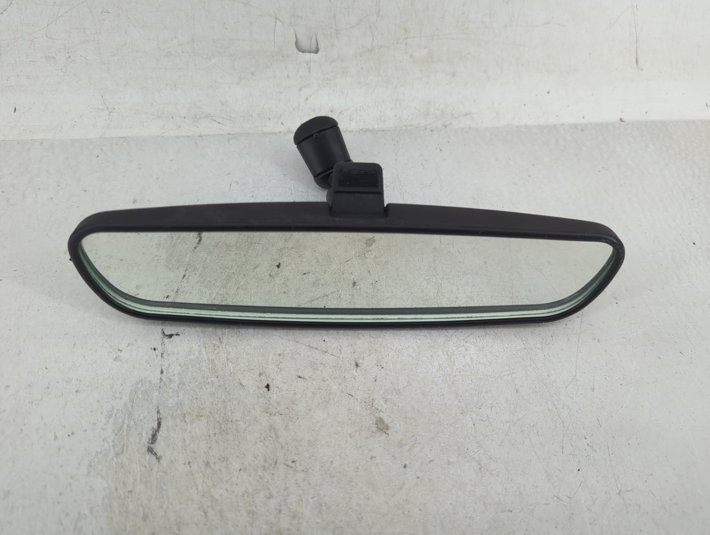 2010-2018 Ford Focus Interior Rear View Mirror Replacement OEM P/N:A046070 Fits OEM Used Auto Parts - Oemusedautoparts1.com