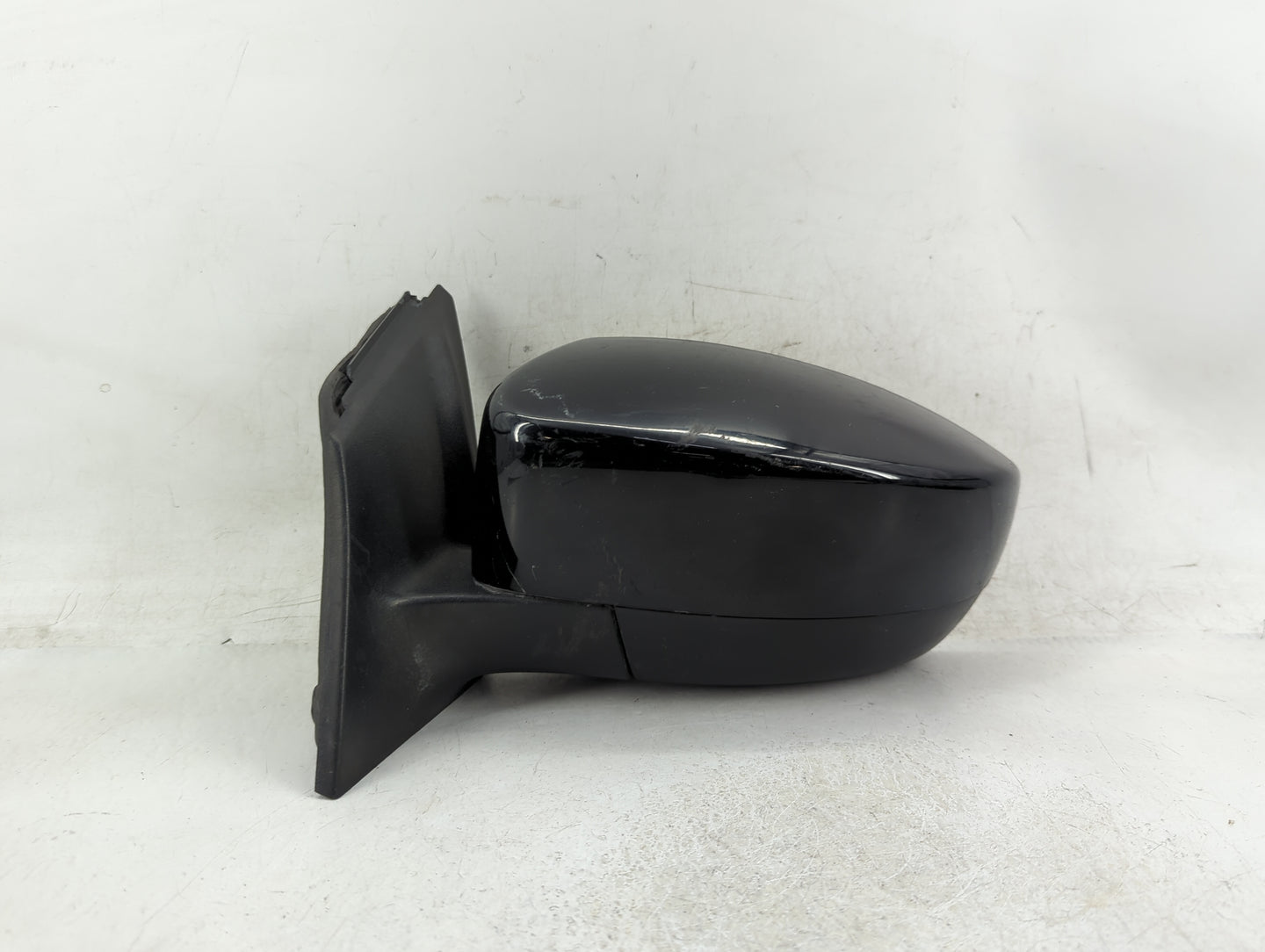 2018 Ford Focus Driver Side View Mirror - Left Door Mirror OEM Used - Oemusedautoparts1.com