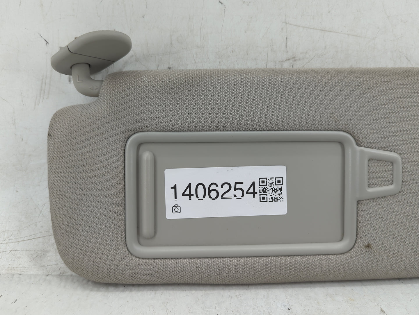 2013-2018 Ford Focus Sun Visor Shade Replacement Driver Left Mirror Fits Fits 2013 2014 2015 2016 2017 2018 OEM Used Auto Pa