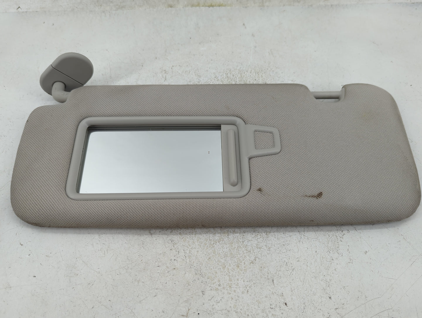 2013-2018 Ford Focus Sun Visor Shade Replacement Driver Left Mirror Fits Fits 2013 2014 2015 2016 2017 2018 OEM Used Auto Pa